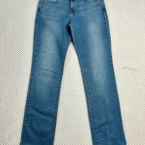 Levi's 505 Women's Straight Leg Jeans in Light Blue Wash